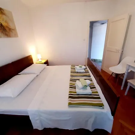 Calluna Apartman *