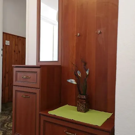 Calluna Apartman *